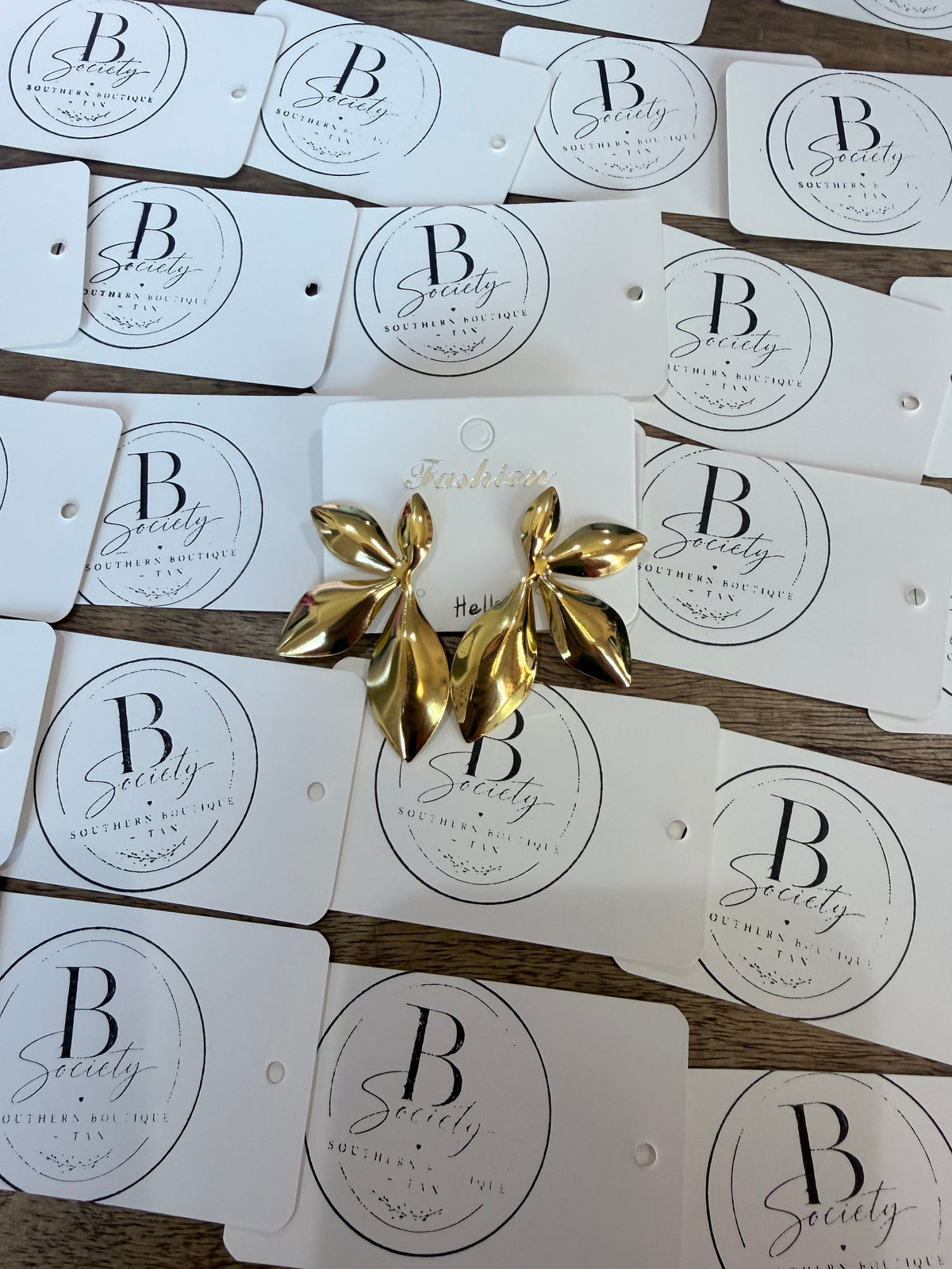 Golden Petal Luxe Earrings