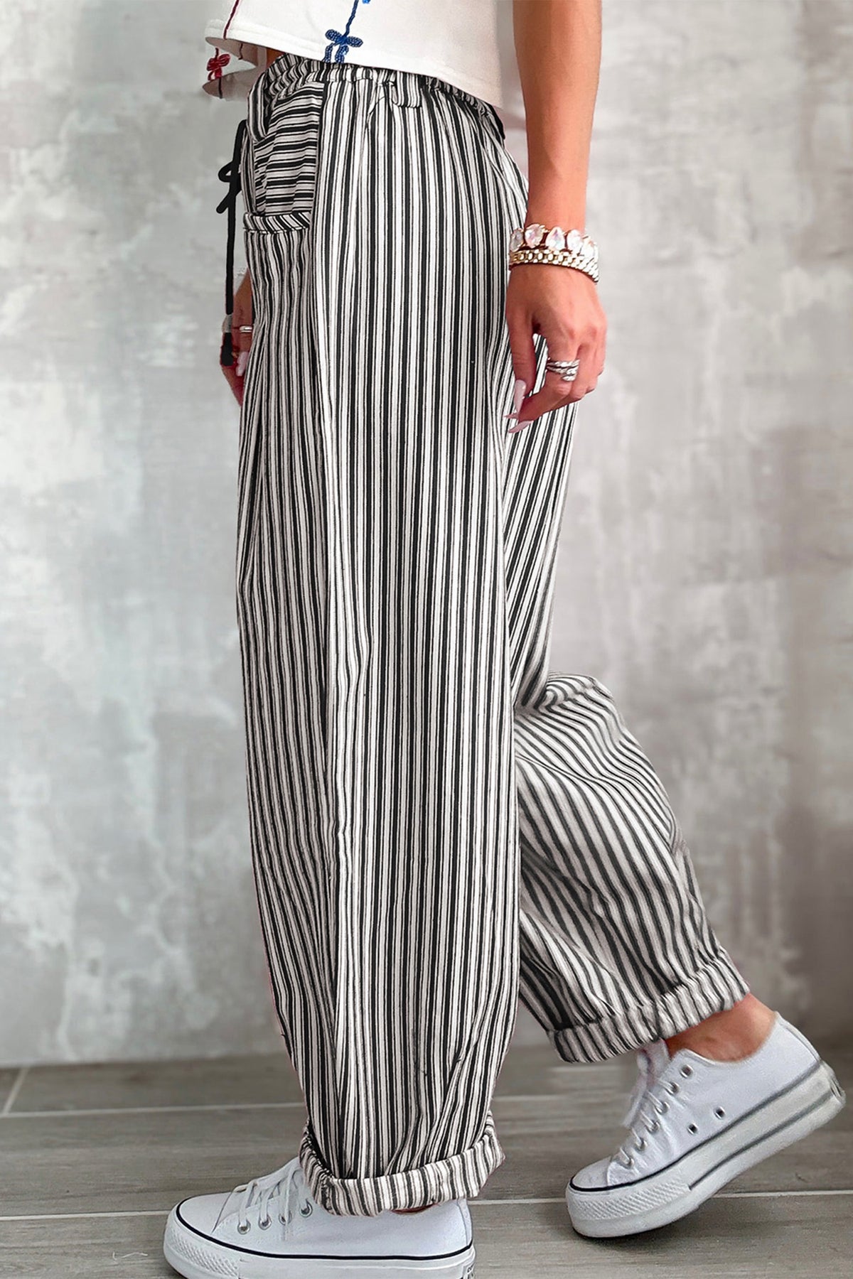 Easygoing Stripes Drawstring Pants