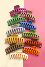 Oversized Matte Hair Claw Clip