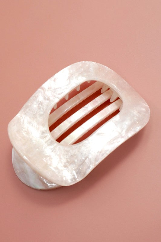 Pearl Glow Flat Hair Claw Clip